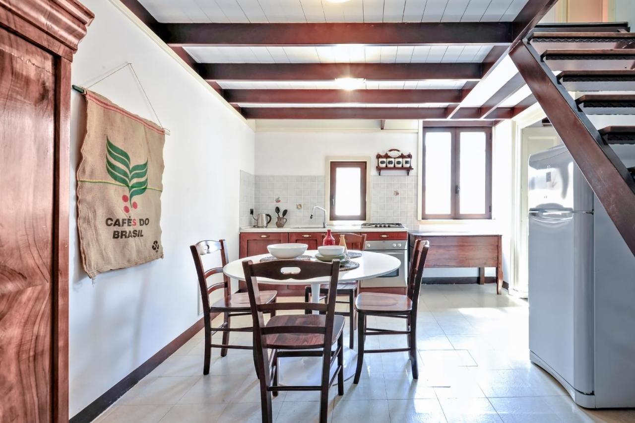 Castriota19 - Jacuzzi Room & Apartment Sit Lecce Buitenkant foto