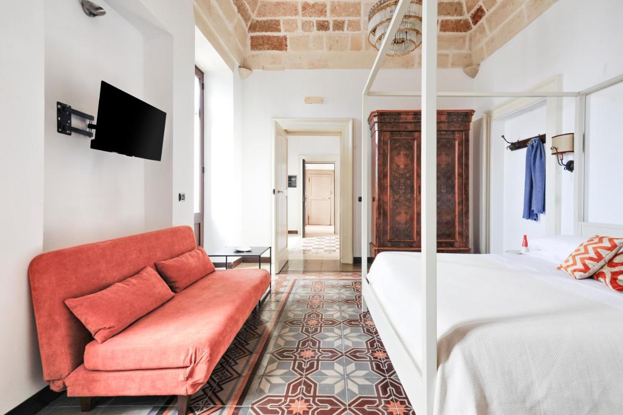 Castriota19 - Jacuzzi Room & Apartment Sit Lecce Buitenkant foto