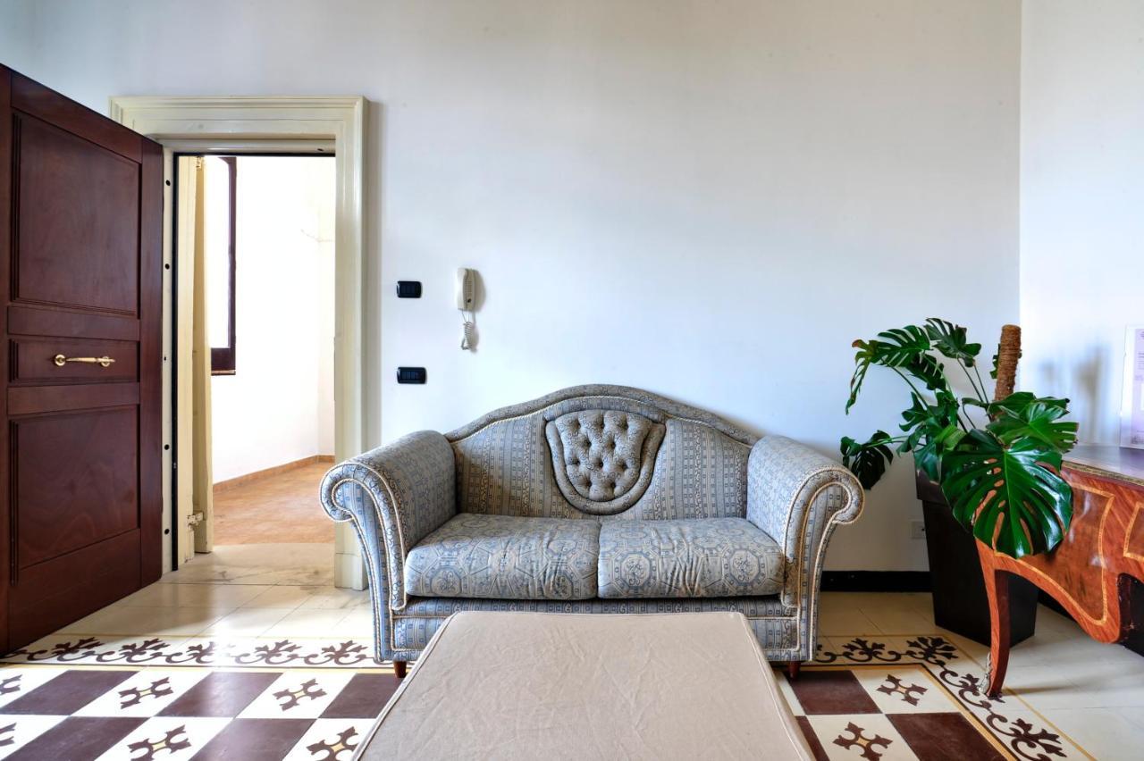 Castriota19 - Jacuzzi Room & Apartment Sit Lecce Buitenkant foto